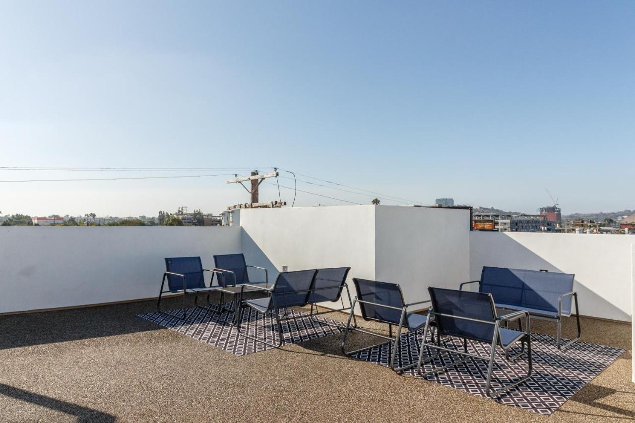Modern 5 Bedroom Masterpiece With Rooftop Deck Villa Los Angeles